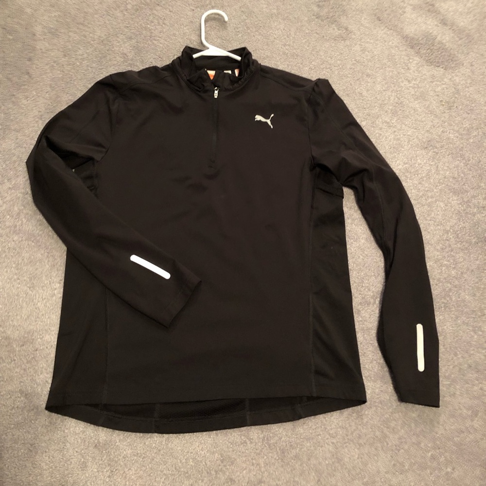 Medium men's Puma 1/4 zip with vent